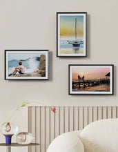 Cargar imagen en el visor de la galería, Portarretrato Digital WiFi 10,1" Táctil · Fotos y Videos al Instante desde el Celular 🛒