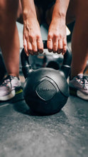 Cargar imagen en el visor de la galería, Pesa Rusa Kettlebell 10 kg · Entrenamiento Funcional en Casa 🛒