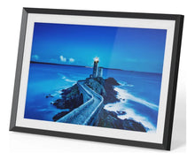Cargar imagen en el visor de la galería, Portarretrato Digital WiFi 10,1" Táctil · Fotos y Videos al Instante desde el Celular 🛒