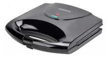 Cargar imagen en el visor de la galería, Sandwichera Tostadora Eléctrica Daewoo · Antiadherente 750W 🛒